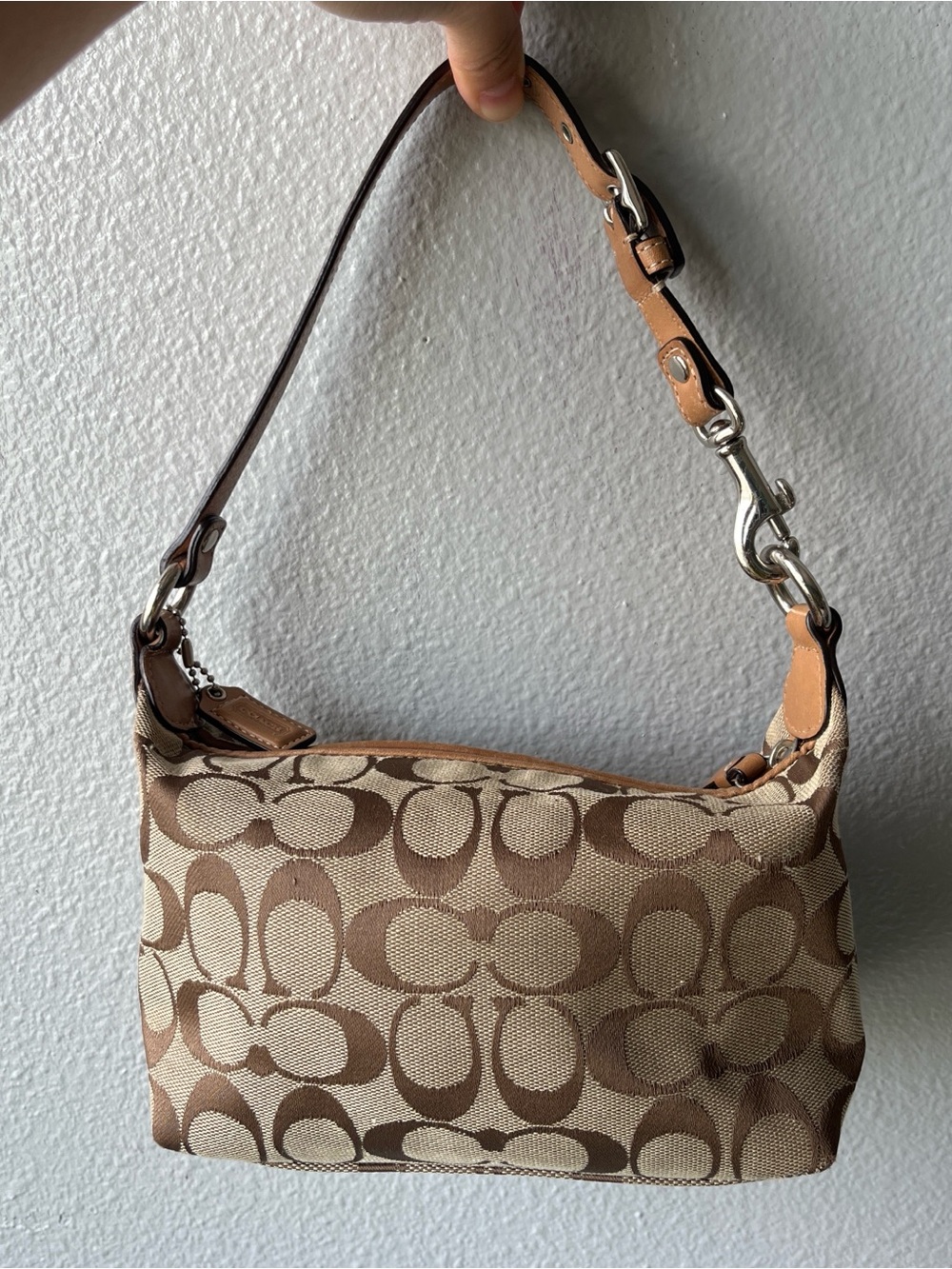 Coach mini Shoulder Bag wristlet tan classic